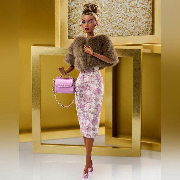 NRFB, Integrity Toys, Enchanting in Amethyst Lady Aurelia Grey Dressed Doll. - Picture 7 of 16